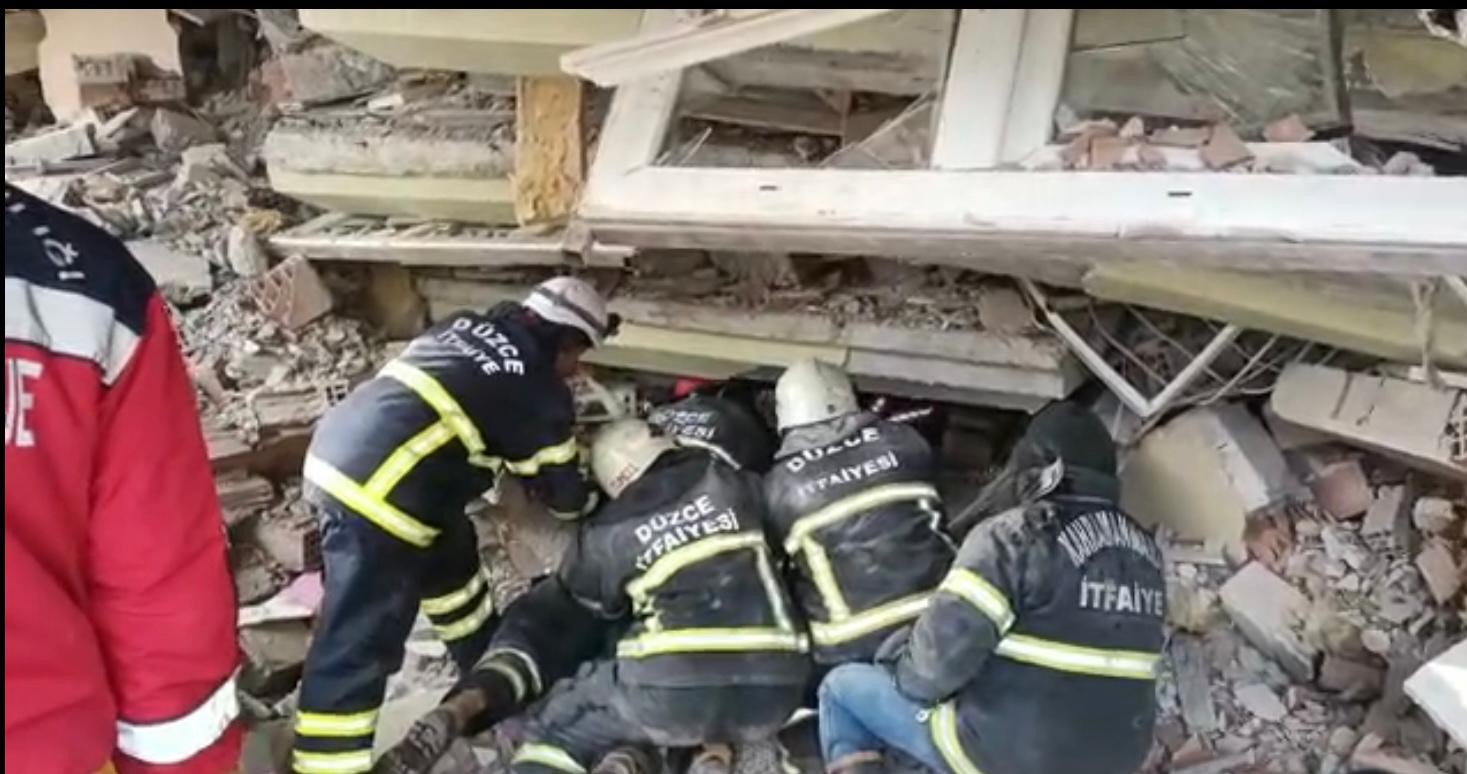 Düzce Belediyesi'nde 'deprem' seferberliği