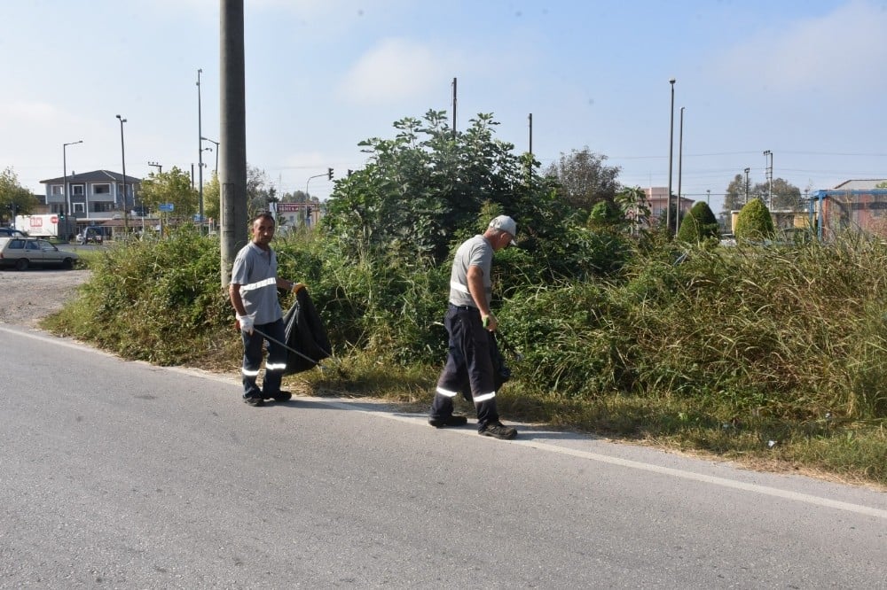 Düzce Belediyesinin temizlik seferberliği sürüyor 