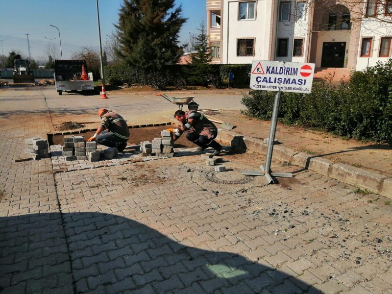 Düzce cadde ve sokaklarına bakım 