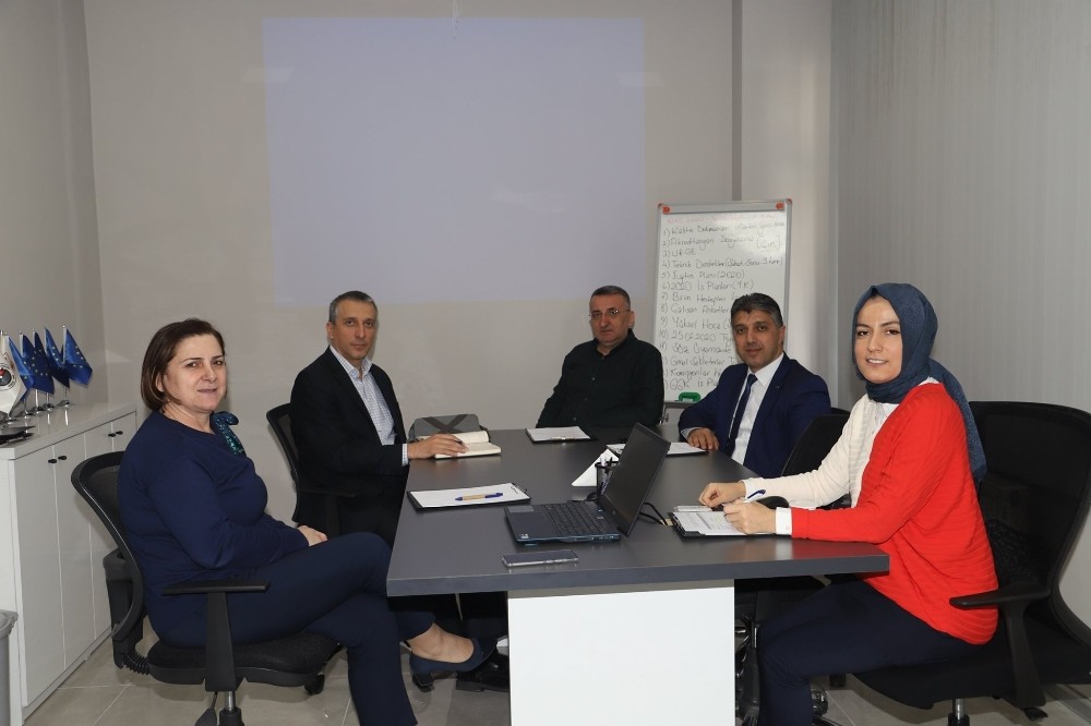 Düzce İl istihdam mesleki eğitim kurulu toplantısı gerçekleştirildi 