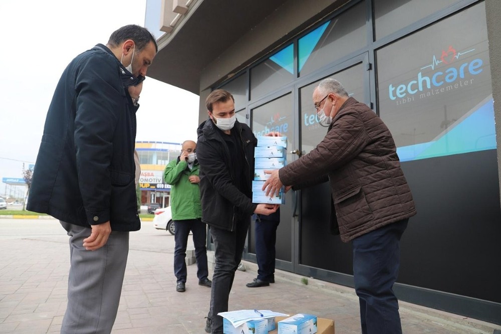 Düzce TSO’dan üyelerine 80 bin maske 