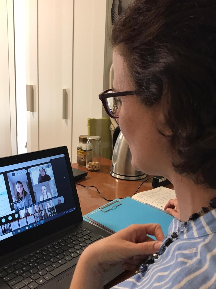 Düzce Üniversitesi eğitim seminerlerini online sürdürüyor 