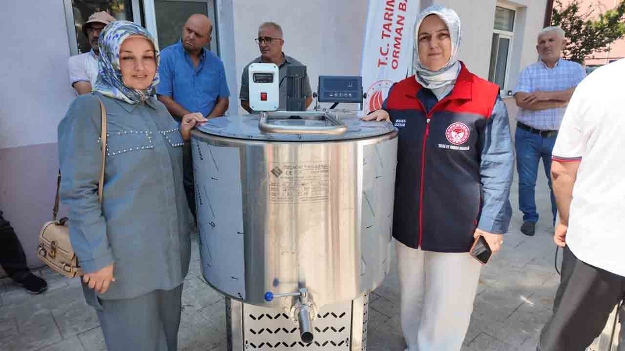 Düzce'de çiğ süt altyapısı güçleniyor: 45 üreticiye süt soğutma tankı teslim idildi