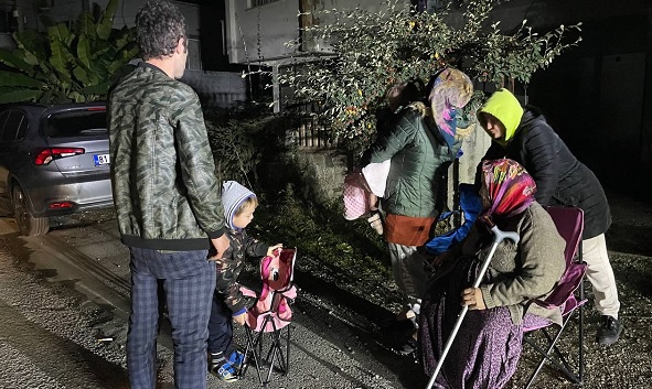 Düzce'de deprem nedeniyle yaralananların sayısı 35'e yükseldi