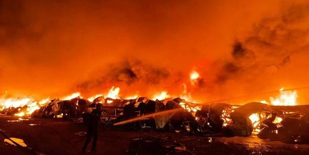 Düzce'de fabrika yangını