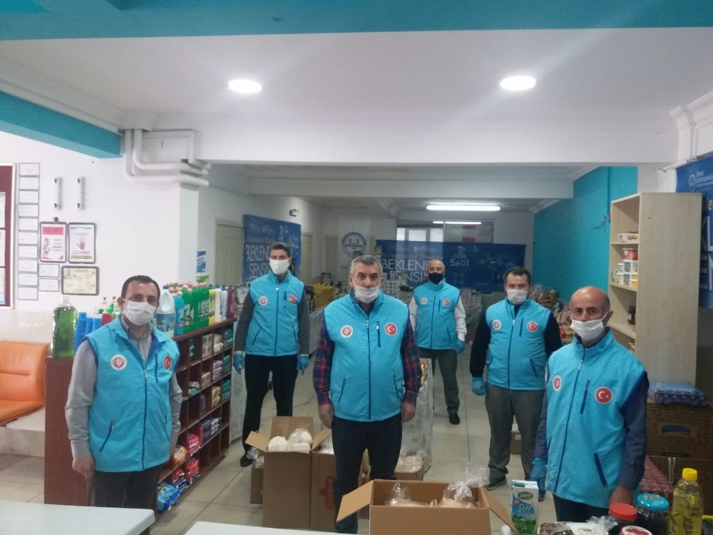 Düzce’de hayır çarşısı oluşturuluyor 