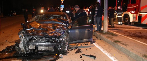 Düzce'de iki ayrı trafik kazası: 2 ölü, 8 yaralı