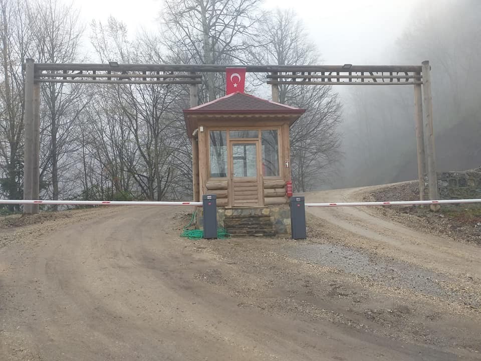 Düzce’de mesire alanlarına girişler kapatıldı 