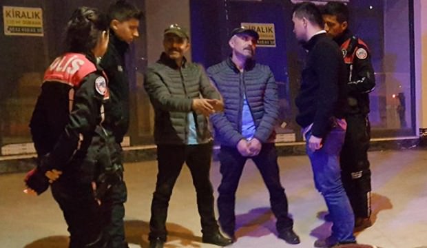 Düzce’de polis yardımcı olmak istedi, şaşkına döndü!