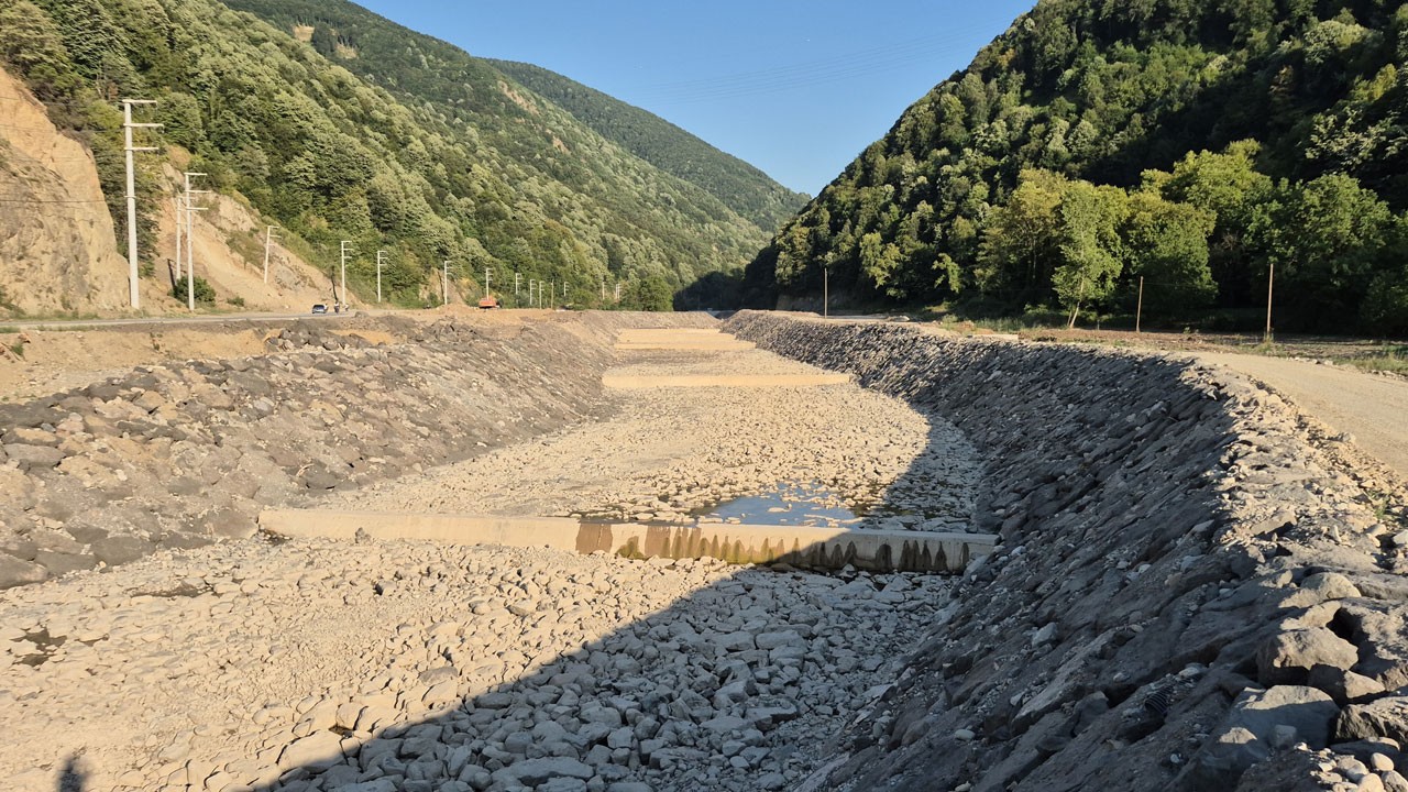 Düzce’de su alarmı! Uğur Deresi tamamen kurudu