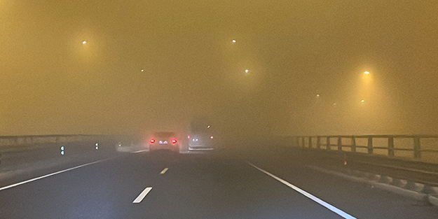 Düzce’de yoğun sis görüş mesafesini düşürdü