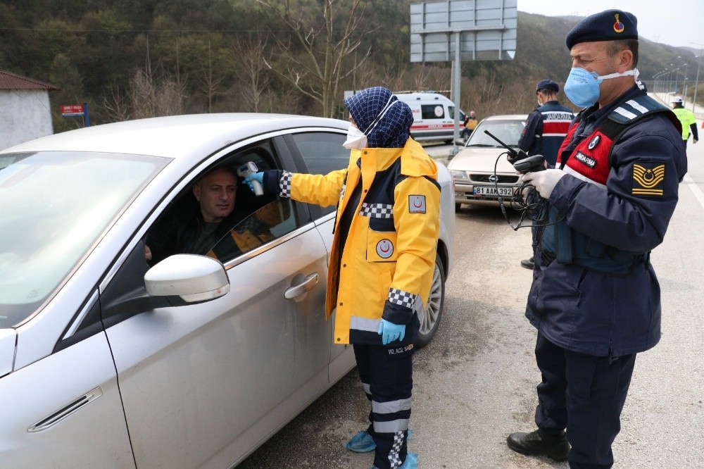 Düzce’nin giriş ve çıkışlarında sıkı denetim 