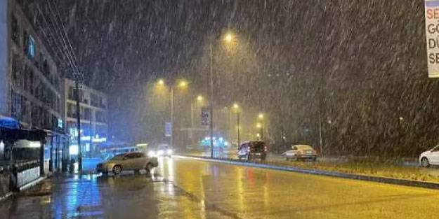 Düzce’ye yılın ilk karı düştü