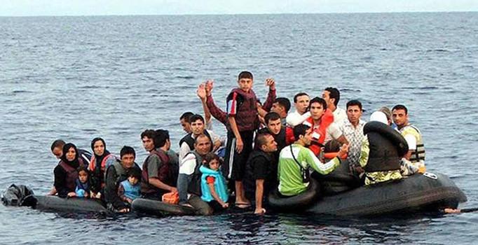 Düzensiz göç bir ayda yüzde 80 azaldı