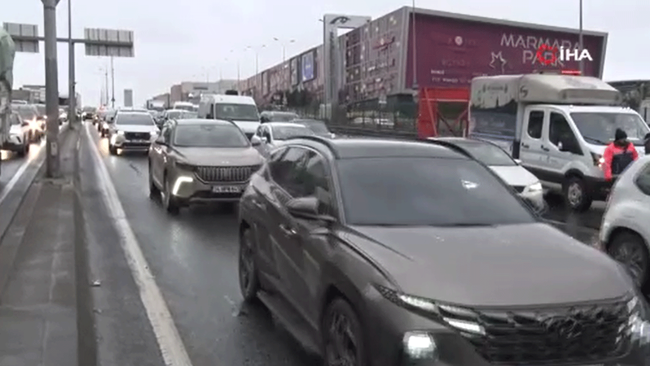 E-5'i kilitleyen kaza