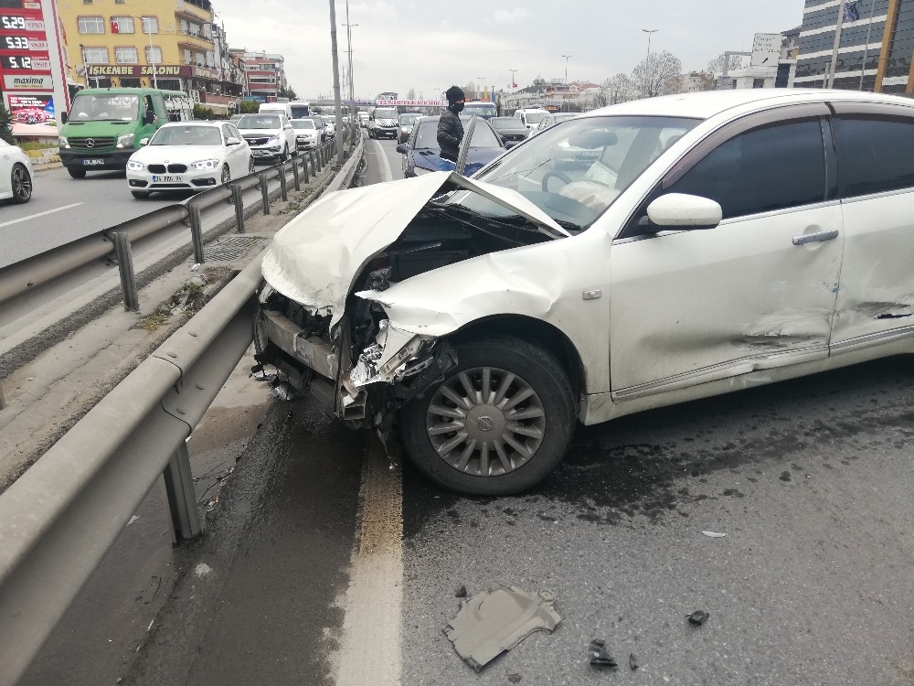 E-5 trafiğini kilitleyen kaza: 1 yaralı 