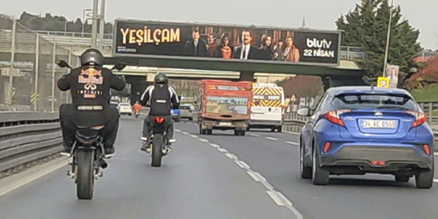 E-5’i boş buldular, motosikletleri ile ölüme şov yaptılar