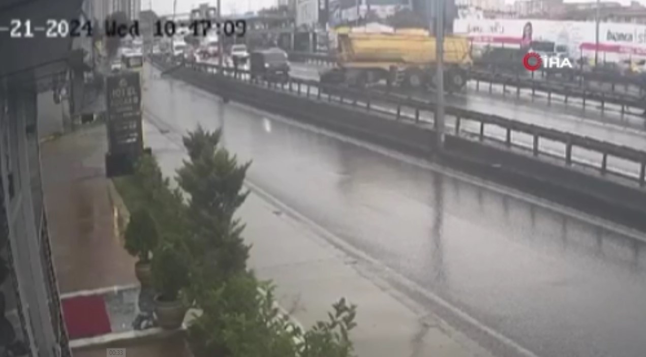 E-5’i kilitleyen kaza kamerada