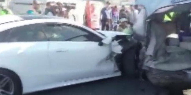 E-5’te feci kaza! Trafik kilitlendi
