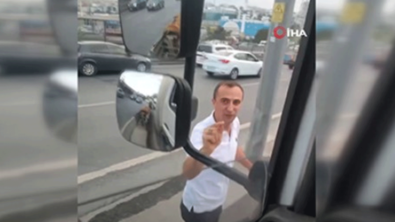 E-5'te korku dolu anlar: Önünü kestiği sürücüyü ölümle tehdit etti!