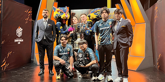 E-spor’da Türk takımından tarihi başarı