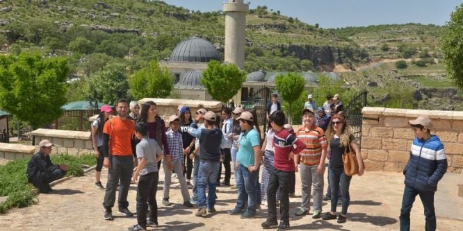 Diyarbakırlı çocuklar Eğil gezisinde