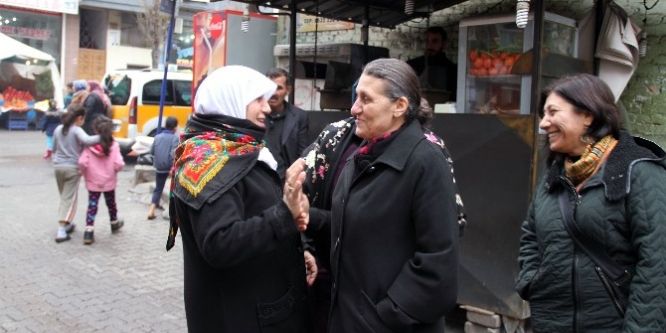 Başkan Akat halkla bir araya gelmeye devam ediyor