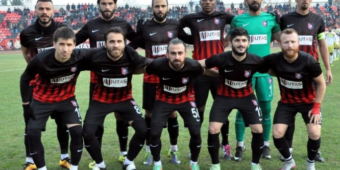 UTAŞ Uşakspor ezdi geçti
