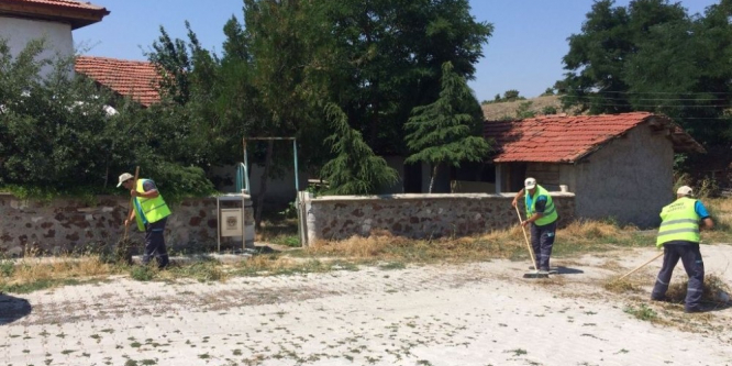 İnönü’de bayram temizliği devam ediyor