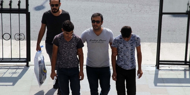 Ayakkabı hırsızları yakalandı