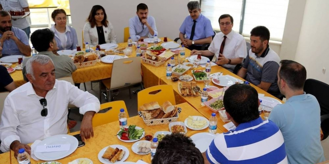 Rektör Kızılay, Teknoparkın kahvaltı sohbetlerine konuk oldu