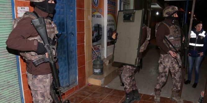 Adana’da DEAŞ operasyonu: 7 gözaltı