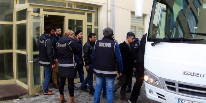 FETÖ’den 19 kişi tutuklandı
