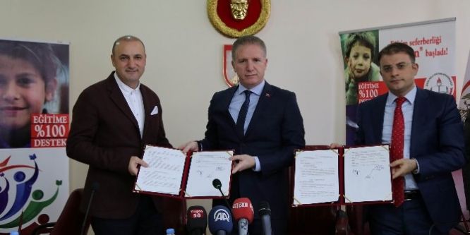 Sivas’ta eğitime hayırseverlerden destek geldi