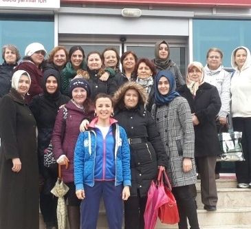 Kış yüzme kursu devam ediyor