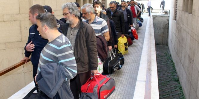 FETÖ operasyonunda gözaltına alınan 33 eğitimci adliyede