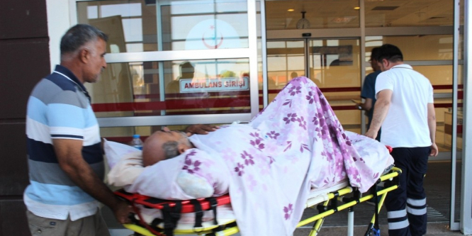 Halatı kopan trafo işçinin üzerine düştü