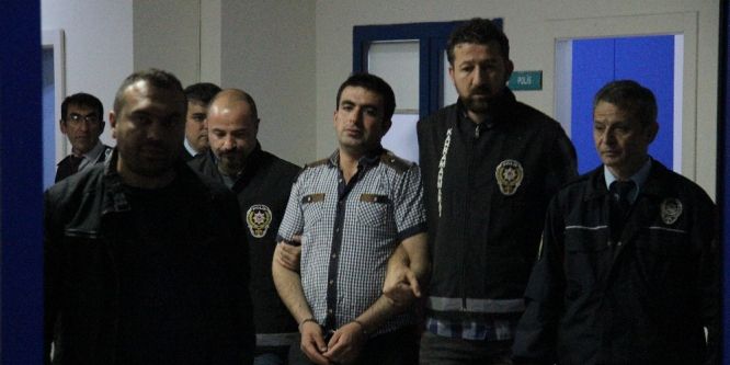 Katil zanlısı eski koca bağ evine kaçarken yakalandı