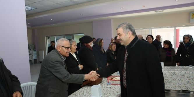 Başkan Çelik, Cem Evi’nde Kavut Yemeğine katıldı