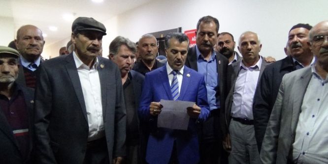 Muhtarlar Derneği Vali Musa Işın’a destek çıktı