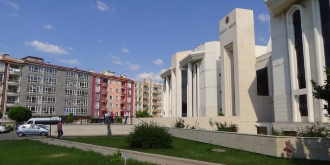 Suç makineleri polis tarafından yakalandı