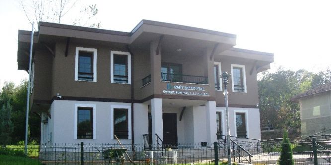 İzmit’te mahalle konaklarının sayısı artıyor