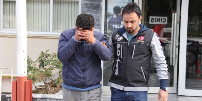 Uyuşturucuyla yakalandı