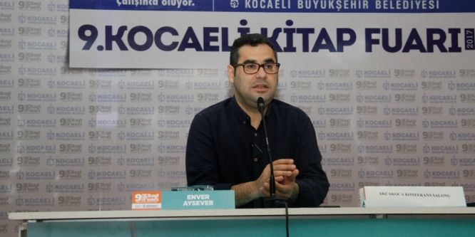 Enver Aysever: Kitap fuarları, edebiyatın hazine adasıdır