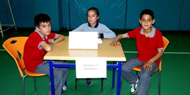 Sarıgöllü öğrenciler bilgileriyle yarıştı