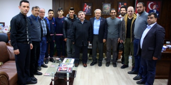 1308 Osmaneli Belediyespor Güreş Takımı başarılara doymak bilmiyor