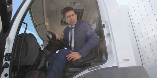 Başkale Belediyesi araç filosunu genişletiyor