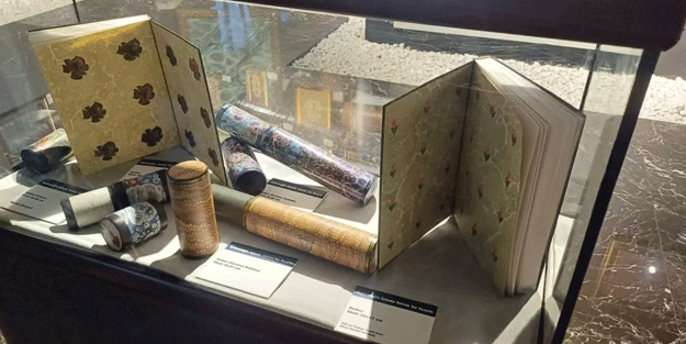 Serdal Şimşek'in eserleri göz dolduruyor