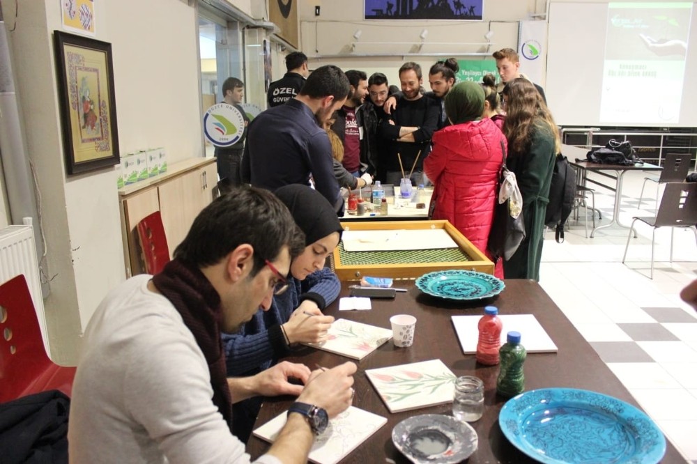 Ebru ve Çini etkinliği gerçekleştirildi 