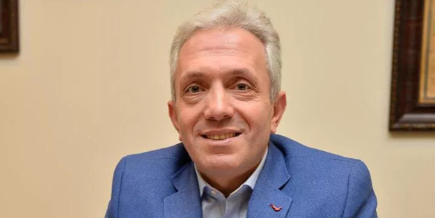 Ebubekir Sofuoğlu'ndan çocuk yetiştiren anne ve babalara TV uyarısı!